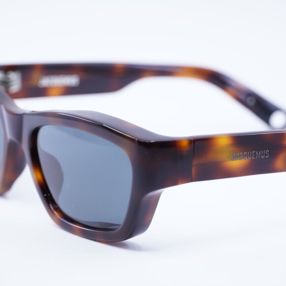 Jacquemus MERIDIANO JAC/9 C2 Sunglasses Dark Havana Rectangle Frame, Grey Lenses - Picture 9 of 11